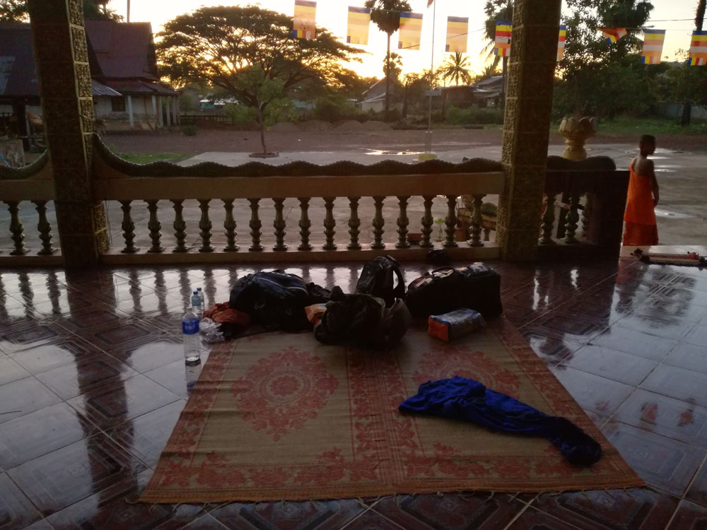 sleeping-in-the-pagoda